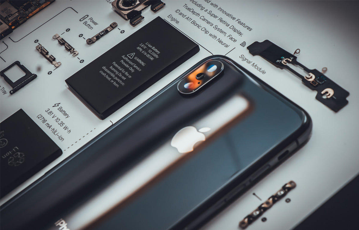 iphone X knolling shawdow-box