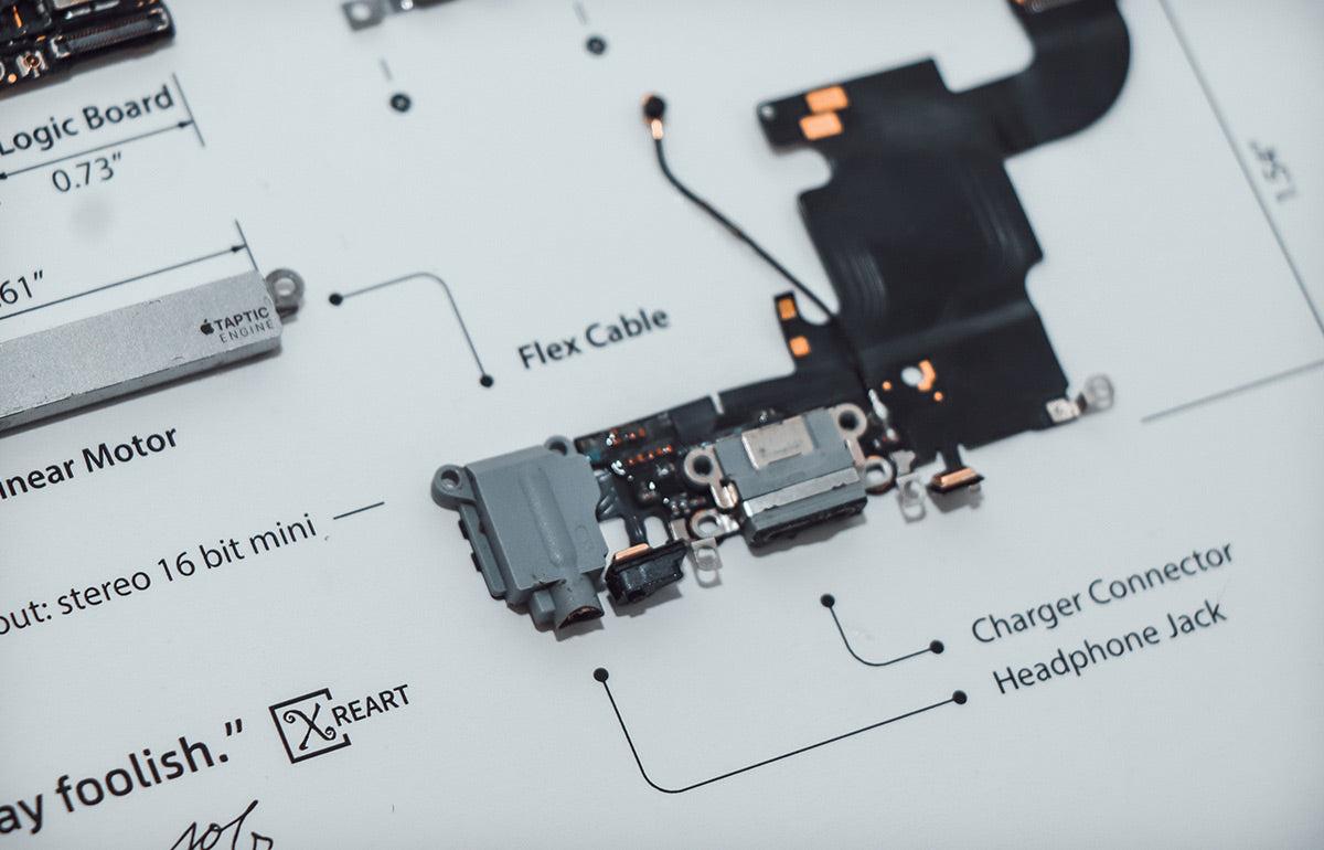 iPhone 6S disassemble frame